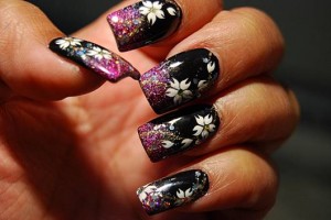 nail art using nail polish