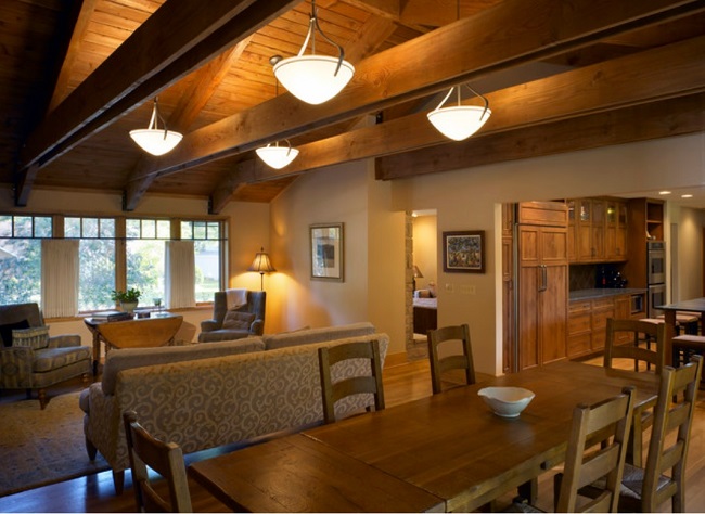  vaulted ceiling for spaciousness 